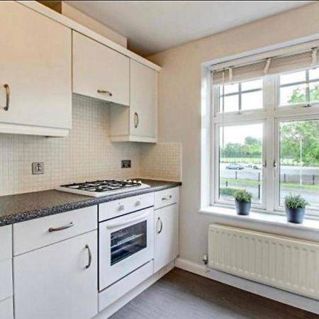 The Wickets - 2 Bedroom Apartment Overlooking Cricket Club Marton-in-Cleveland Εξωτερικό φωτογραφία