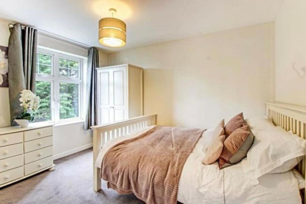 The Wickets - 2 Bedroom Apartment Overlooking Cricket Club Marton-in-Cleveland Εξωτερικό φωτογραφία