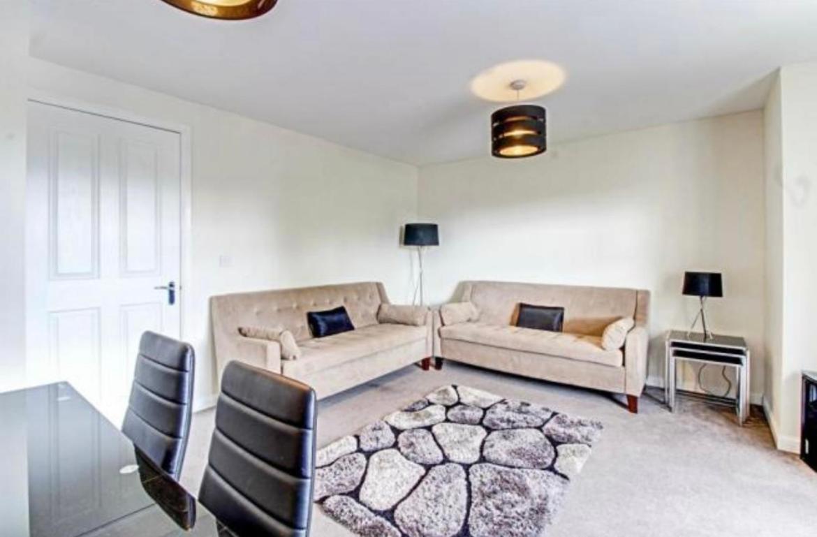 The Wickets - 2 Bedroom Apartment Overlooking Cricket Club Marton-in-Cleveland Εξωτερικό φωτογραφία